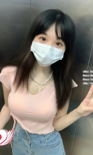 珍珍 158cm.D .48.25  歲 #新竹   粉穴爆乳幼教老師兼 主動清槍給顔射 客評：抱著試探的心態去開房間了一見面 我就知道這次沒有踩雷 臉很優 有笑臉 標準身材 屁
