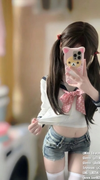 卡娃  155cm Bcup 18歲  有日本女孩的味道 日系美少女 特別是她的那張櫻桃小嘴 肉嘟嘟