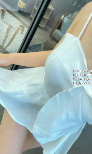 華華 ：160cm E奶 28歲  ❤️ #無套做 #無套愛愛 #無套 ❤️  大奶淫蕩欲女騷氣十足  風騷淫蕩 敢玩 魅力無限 激情四射 身材保養的很好 零胖感 豐滿不胖哦   健