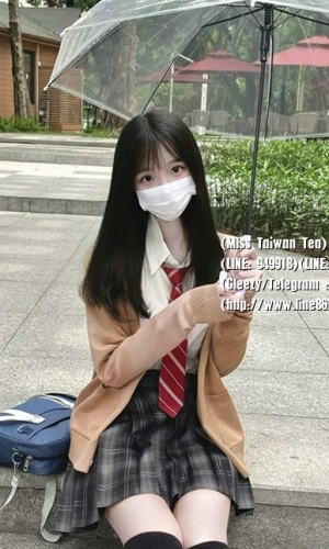 #新人  初下海  芙芙 157.B.19歲 很滑很白 年輕的肉體 對性愛一直很感興趣 想要找 在床上可以制服自己的大屌哥哥   玩開後還會爬在你身上扭動挑逗你  身材好叫聲