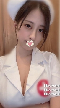 芸芸 162cm D奶  25歲 #護士妹妹  在外是高冷 在內火熱 很會玩 先是勾引調戲 在撫摸你