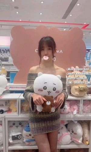 亞亞  160cm /D+/47kg/26歲  全程無套S的 淫蕩媽媽    適合想要體驗服務   追求刺激的男人  全程無拒點  基本服務都能配合   還可以配合妳之前想玩玩不到的姿勢噢  平價預約！