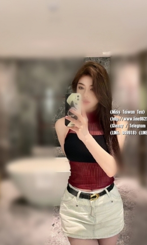 清純鄰家小姐姐      最進家裡有急事 很缺錢   短期下海  清雅165cm  Ccup  46kg 23歲  長相優等.  身材前戲高挑  皮膚白質  服務配合度高   感覺不錯 可以嘗試