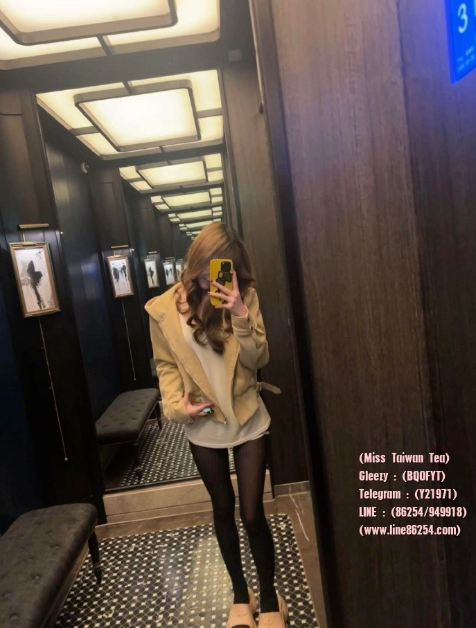 00865nYAgy1hzp1v8c8gpj31my27tqhv.jpg