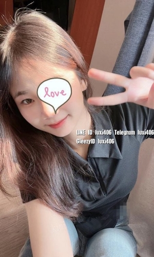 ❤️嫻嫻 159cm  45kg C 21歲❤️  露希台南推薦