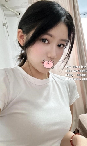 小藍 160.45.C.24歲   ❤️ #台中 #中部可約 #台中叫小姐 #台中可約 ❤️   小母狗一隻，欠調教，好騷好騷的說  會主動撲倒你 跟你喇舌 還會用舌頭舔你喉結  讓