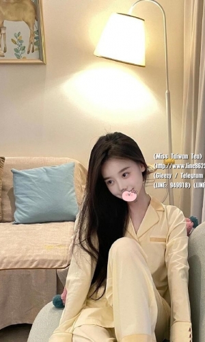 小希：158-C奶-44-20歲  ❤️ #高雄叫小姐  #高雄 #南部可約  #高雄可約 ❤️   清純乖乖女 清純大眼 皮膚白 無刺青 青澀悶騷型身材嬌小瘦但是胸不小 而且胸型也