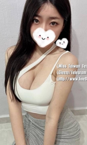 小果 165.48.F奶.25歲  ❤️#巨乳 #大奶妹❤️   氣質大奶正妹 每次趁不忙出 來約會  尋找快樂 想填滿饑渴已久的小騷逼  單身的她 近期工作壓力大無處釋放  你滿