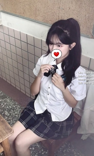 小音 160cm.44kg.C奶.18歲  臉蛋清純可愛 甜美活潑型  身材嬌小，服務會有點青澀  被動但敏感，引導後反應激烈