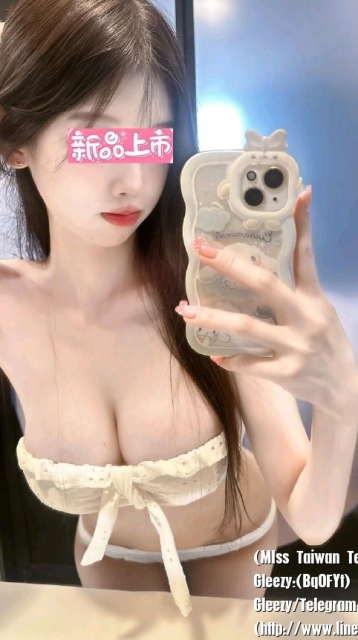 凱特 168.47.E.24歲  #中部 可  #全程無套 自衛勾引 薄紗誘惑冰沁玉體 若隱若現很會服務淫蕩騷懂玩  會主動撲倒你 跟你喇舌 用舌頭舔你喉結 讓你受不了她的緊致而噴射出來