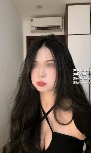 倩雯 164 48 E 28歲 性感櫃姐 天然大奶 各種高難度姿勢賴等她開發妳   超會玩  倒掛金鉤 螞蟻上樹 全身漫遊 不做作 莎力 又健談 很活躍的小姐姐 服務貼心 主動認