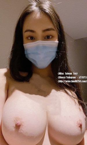 玲玲   162   50    E+   31 歲 #高雄4000 一節 兩節7000  三節10000 寂寞淫蕩爆乳人妻報班   奶大敢玩 淫叫很撫媚 欲求不滿  很欠操 很愛舔蛋吃精 只要你敢來絕