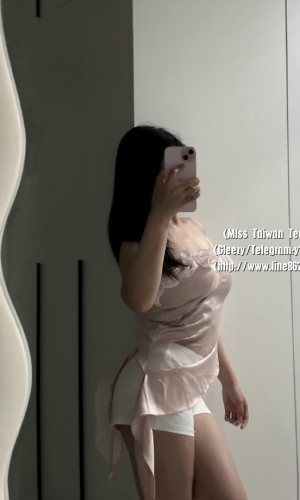 🎀愛心 身高165公分E奶 35歲 #台中可約  保養很好的熟女姐姐 胸型美  不下垂 平常有在做瑜伽 身材超棒  人很nice 大膽敢玩  配合度高 無套提前說