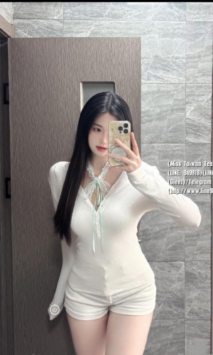 琳琳 165cmD奶48kg25歲  時尚艷麗的穿著打扮  #價位：8000   出現在你眼前 內裝性感蕾絲  第一次看似冷艷 實質床上夠騷夠狼   很有小三味道  水蛇腰超會扭動